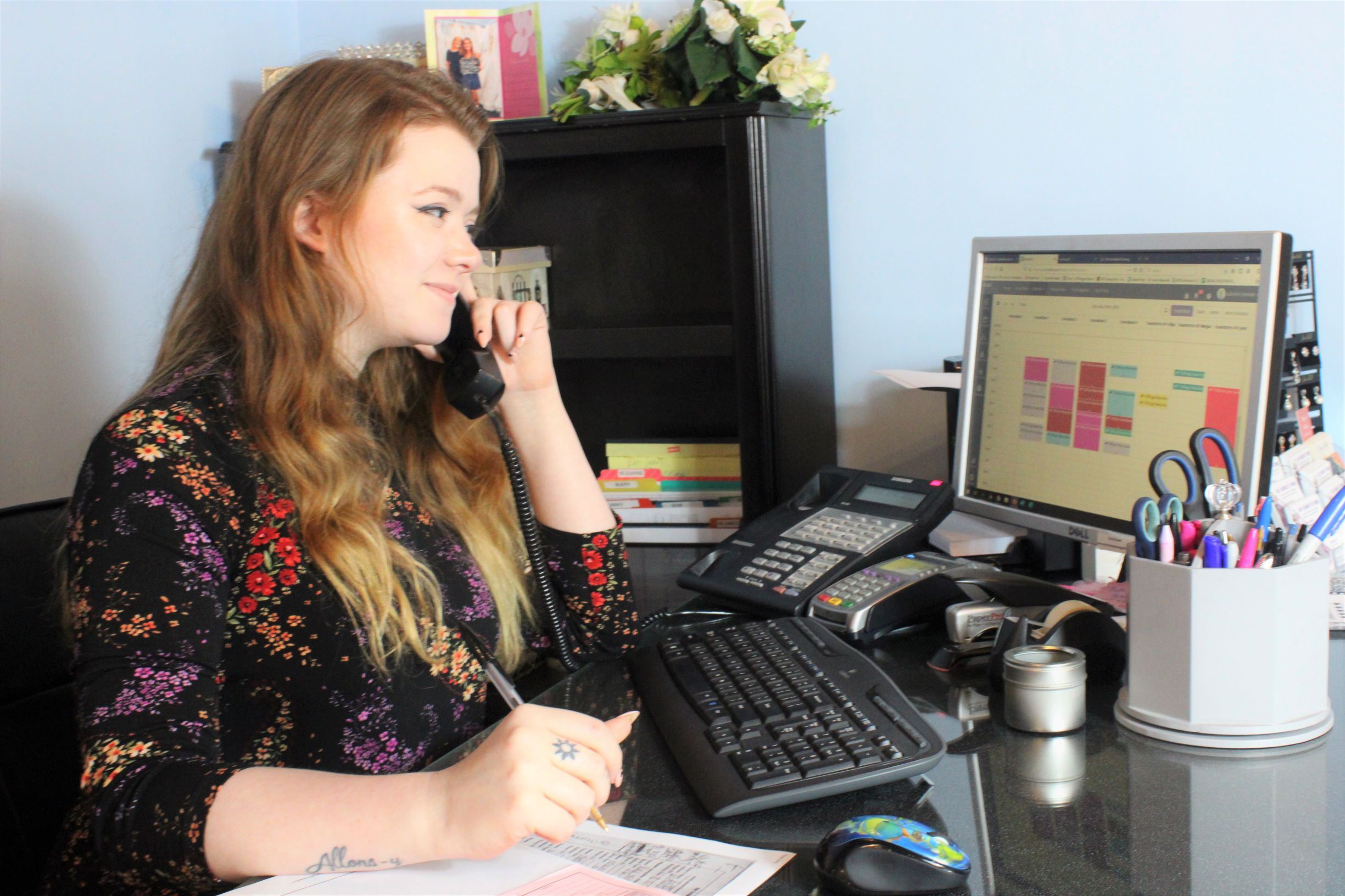 RECEPTIONISTS